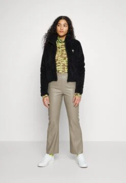 Adidas Originals Essentials Fluffy Zip - Winter Jacket 11 Adidas Originals Essentials Fluffy Zip - Winter Jacket -Clothing Sale Store 15c60bb0ac08433ab93469fbba6279fb