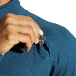 Brooks | Men's Dash 1/2 Zip - Heather Indigo Rush -Clothing Sale Store 211298407 M Brooks Dash12zip pocketkey