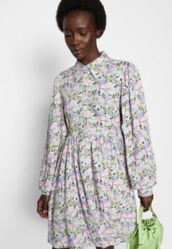 Selected Femme Judita Dress - Day Dress -Clothing Sale Store 27d4993fca1f468fa5e4918791c6652d