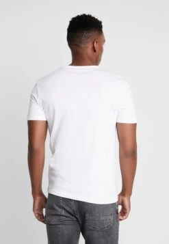 Pier One 3 Pack - Basic T-Shirt - White 8 Pier One 3 Pack - Basic T-Shirt - White -Clothing Sale Store 390617d256dd4fe89b3c53ee69ac72d4
