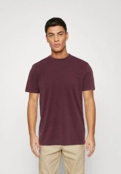 Pier One 7 Pack - Basic T-Shirt - Blue/Mottled Bordeaux/White 18 Pier One 7 Pack - Basic T-Shirt - Blue/Mottled Bordeaux/White -Clothing Sale Store 4a8b7c59da094e668883e9f6ee9f1a94