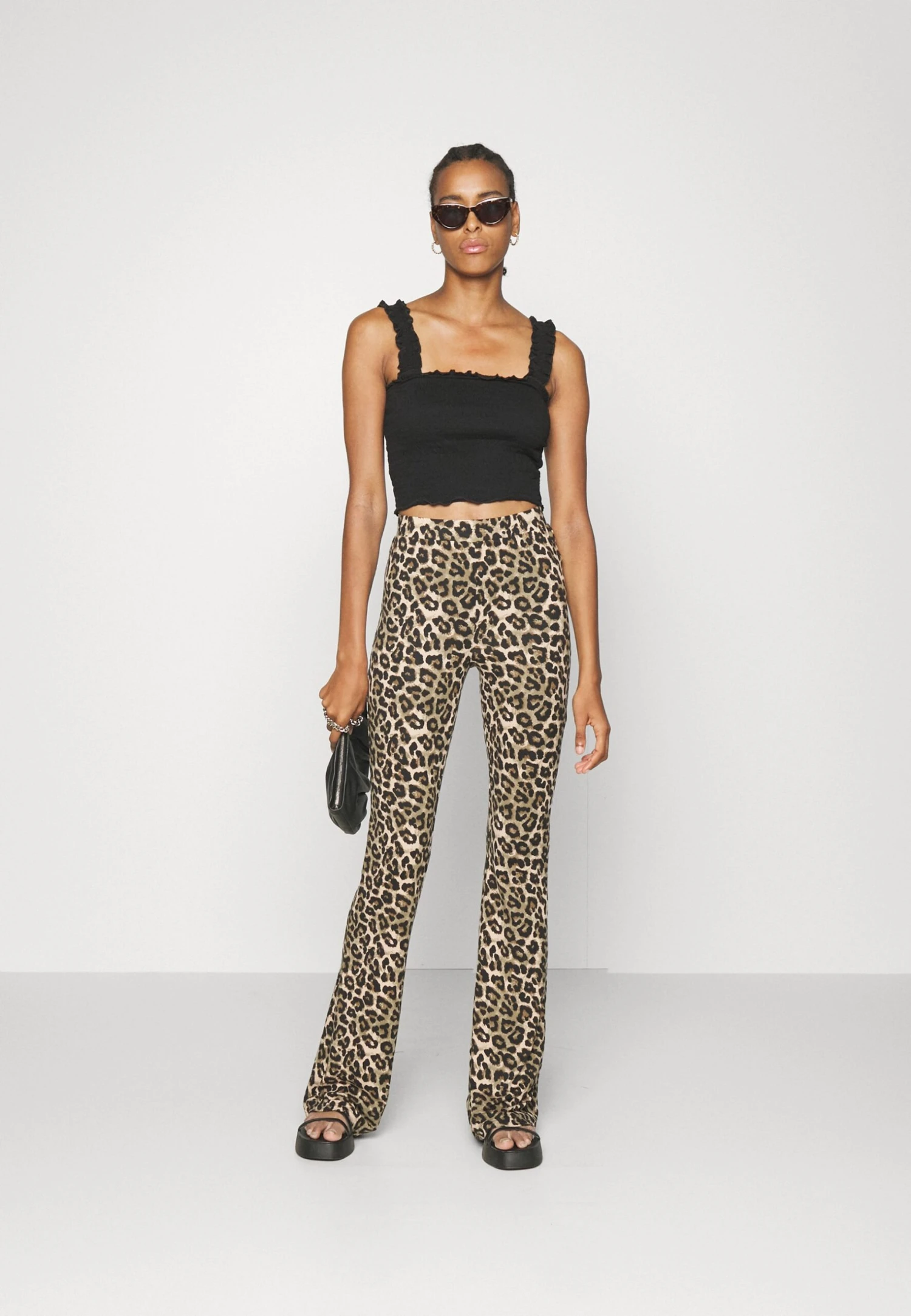 Nmsally Pasa Pant Tall - Trousers - Black 2 Nmsally Pasa Pant Tall - Trousers - Black - Image 2