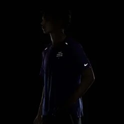 Nike | Men's DF ADV Run DVN Techknit SS 11 Nike | Men's DF ADV Run DVN Techknit SS -Clothing Sale Store DM4765011 M Nike DFADVRunDVNTechknitSS Dark