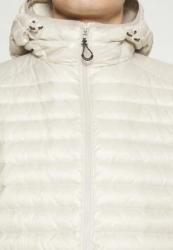 BELSTAFF Airspeed Jacket - Down Jacket - Off-White 11 BELSTAFF Airspeed Jacket - Down Jacket - Off-White -Clothing Sale Store b9fde677ba154b3b9079187d9ce11489