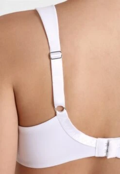 Triumph True Shape Sensation - Underwired Bra - White 10 Triumph True Shape Sensation - Underwired Bra - White -Clothing Sale Store d7fbbd03e8074ac6abf9ce62303c464a