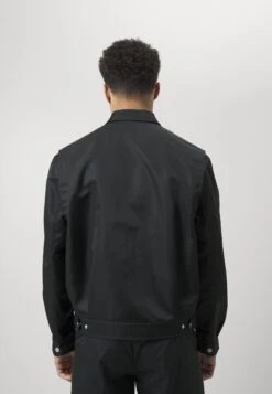 Hugo Belton - Summer Jacket - Black 8 Hugo Belton - Summer Jacket - Black -Clothing Sale Store d8b1ac4434434a42908057146d0382ae