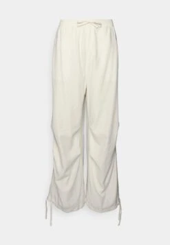 YOURTURN Genderless Parachute Unisex - Trousers - White 10 YOURTURN Genderless Parachute Unisex - Trousers - White -Clothing Sale Store e139fd63cae746a1b32af638a2d54d38
