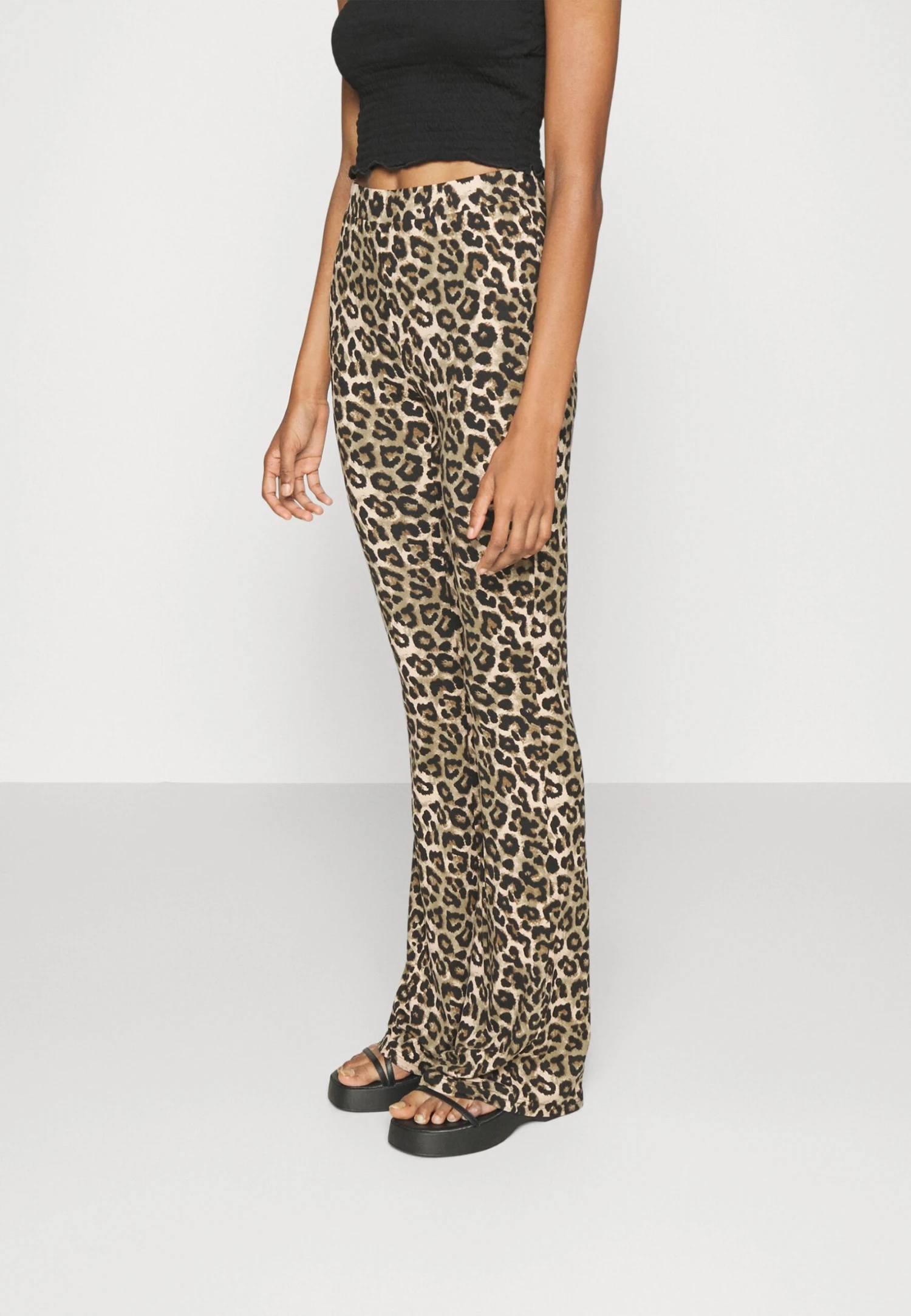 Nmsally Pasa Pant Tall - Trousers - Black 1 Nmsally Pasa Pant Tall - Trousers - Black