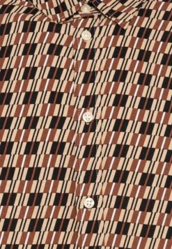 Pier One Festive Print - Shirt - Multi Coloured 5 Pier One Festive Print - Shirt - Multi Coloured -Clothing Sale Store ef861319b8c6496cb8cc82e5b9ef57d2