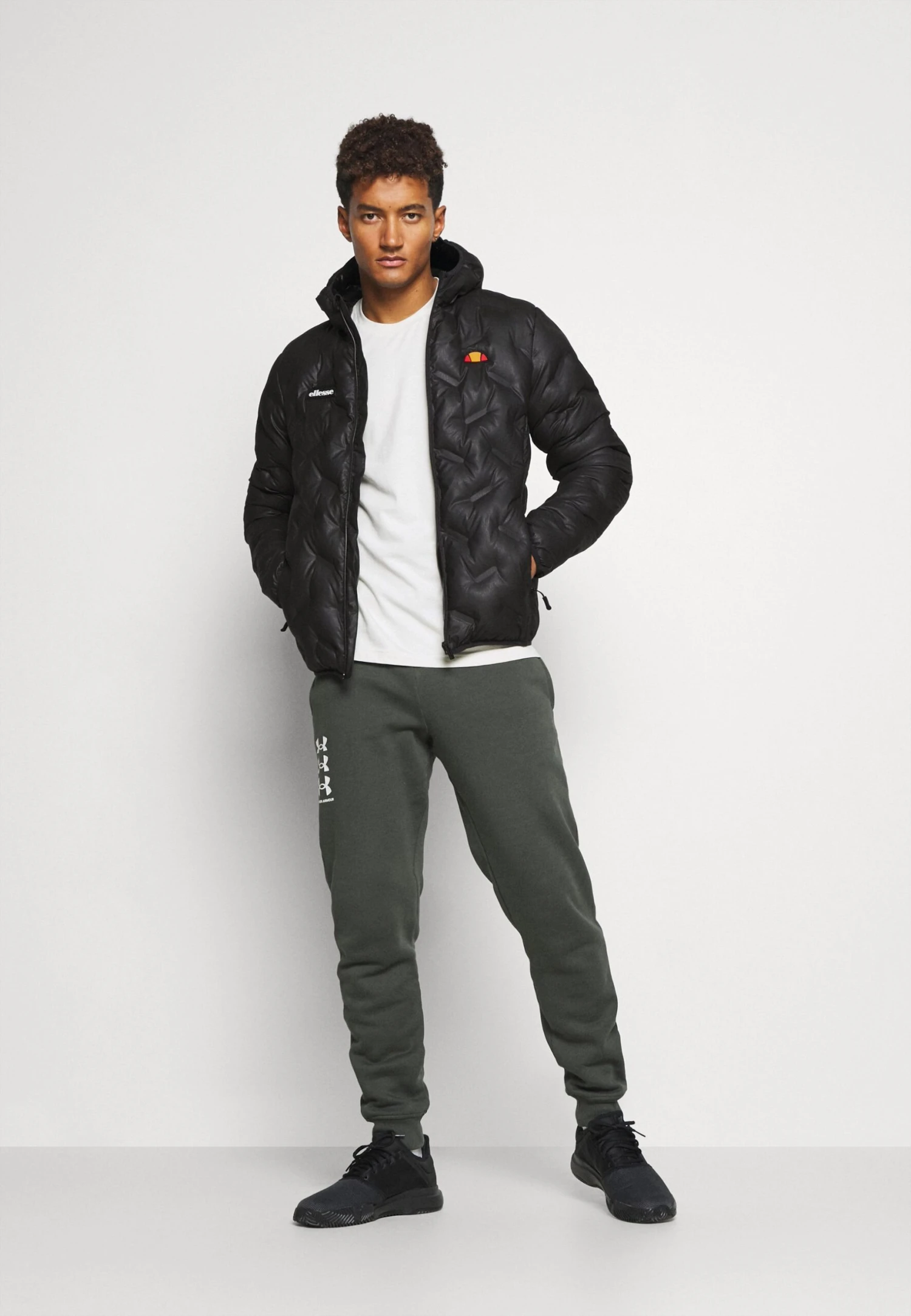 Ellesse Stannetti Jacket - Winter Jacket - Black 2 Ellesse Stannetti Jacket - Winter Jacket - Black - Image 2