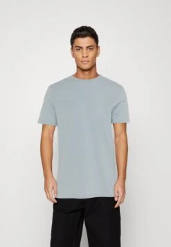 Pier One 7 Pack - Basic T-Shirt - Blue/Mottled Bordeaux/White 20 Pier One 7 Pack - Basic T-Shirt - Blue/Mottled Bordeaux/White -Clothing Sale Store fa69fb0ba92e4364a8c0d3c3d5b90d95