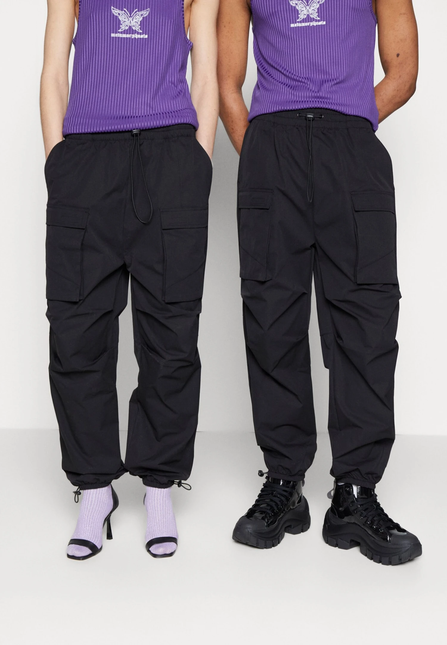 YOURTURN Unisex - Cargo Trousers - Black 1 YOURTURN Unisex - Cargo Trousers - Black